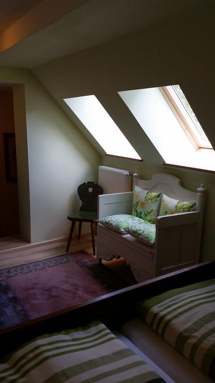 ホテルBerggasthaus Kandelhof Rohr  部屋 写真