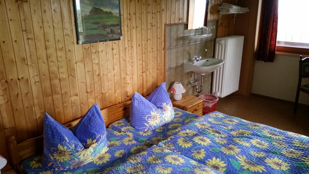 ホテルBerggasthaus Kandelhof Rohr  部屋 写真