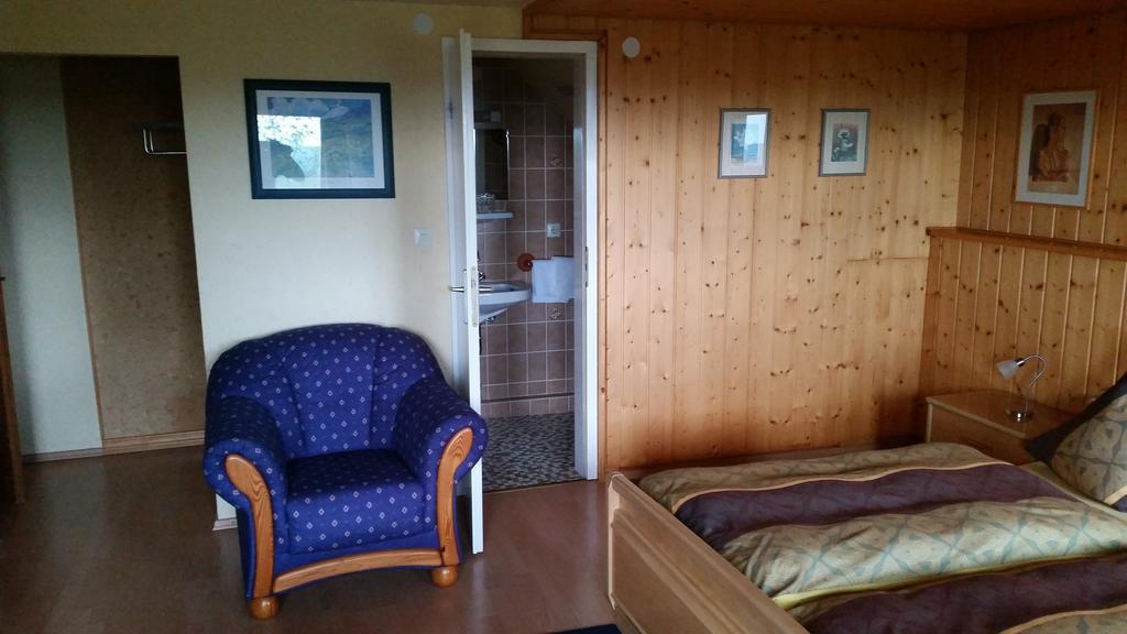 ホテルBerggasthaus Kandelhof Rohr  部屋 写真