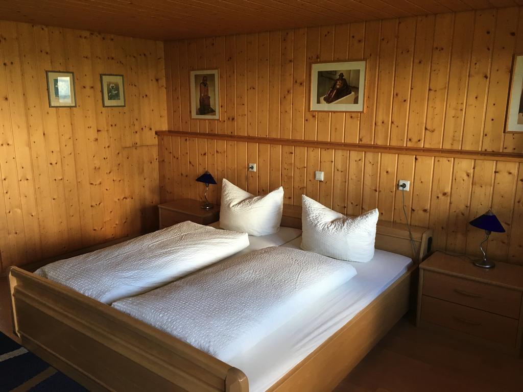 ホテルBerggasthaus Kandelhof Rohr  エクステリア 写真